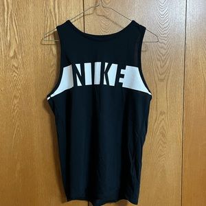 M Nike Tank Top